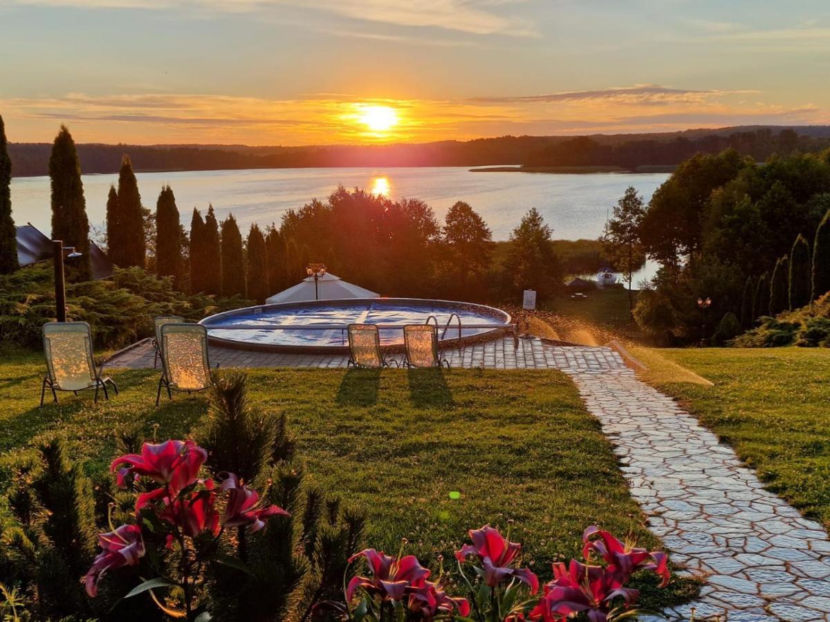 Willa Dabrowa Dąbrówno Esterno foto