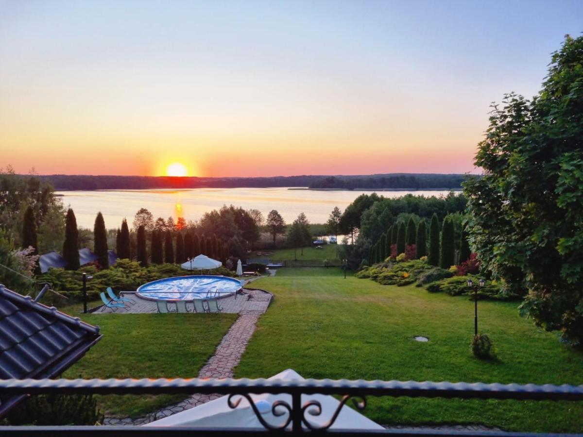 Willa Dabrowa Dąbrówno Esterno foto